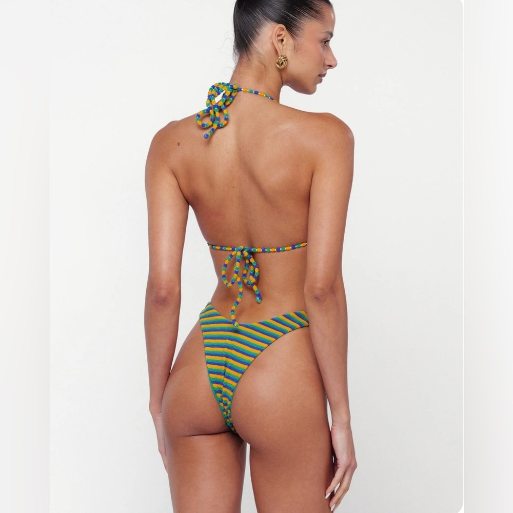 BNWT Striped Green and Yellow Bikini Set + Bucket hat - Picture 5 of 10
